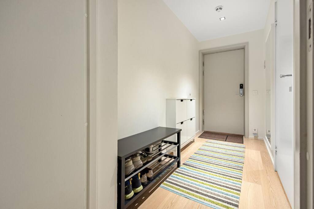 Modern 3Bed Room Sea View Apartment @ Oslo Barcode Extérieur photo